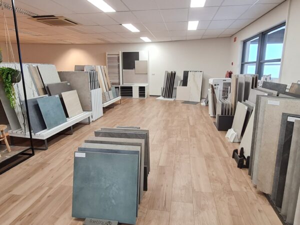 Tegelshowroom 5